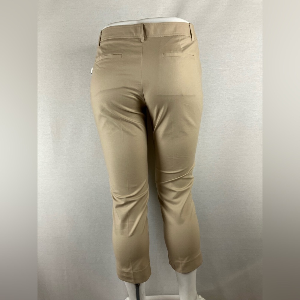 GAP Women's Capris - Picture 5 of 11